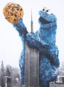353px-Cookie_monster_-_empire_state_building-221x300.jpg